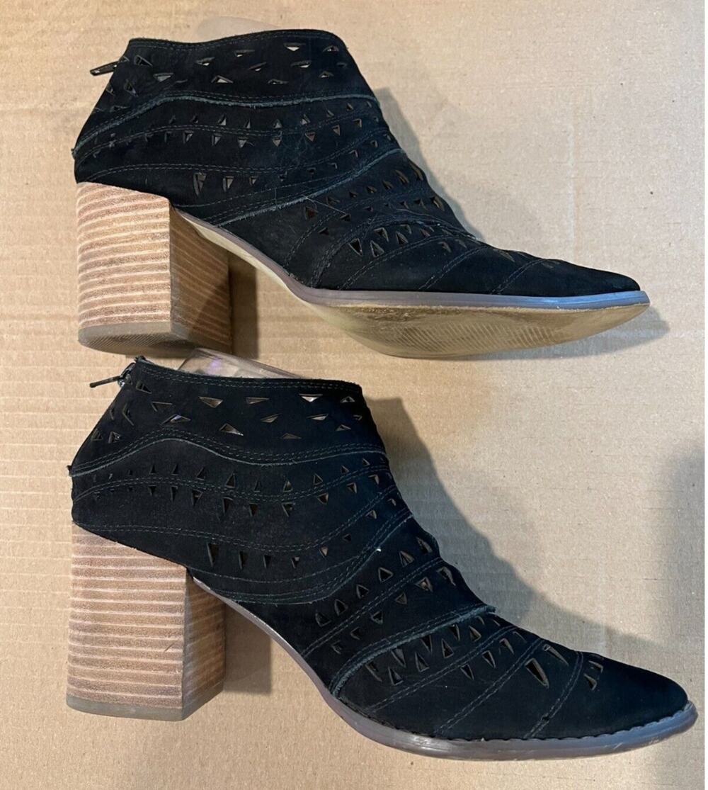 Steve Madden Jarlyn Cutout Suede Leather Booties Womens 9.5M Block Heel Black